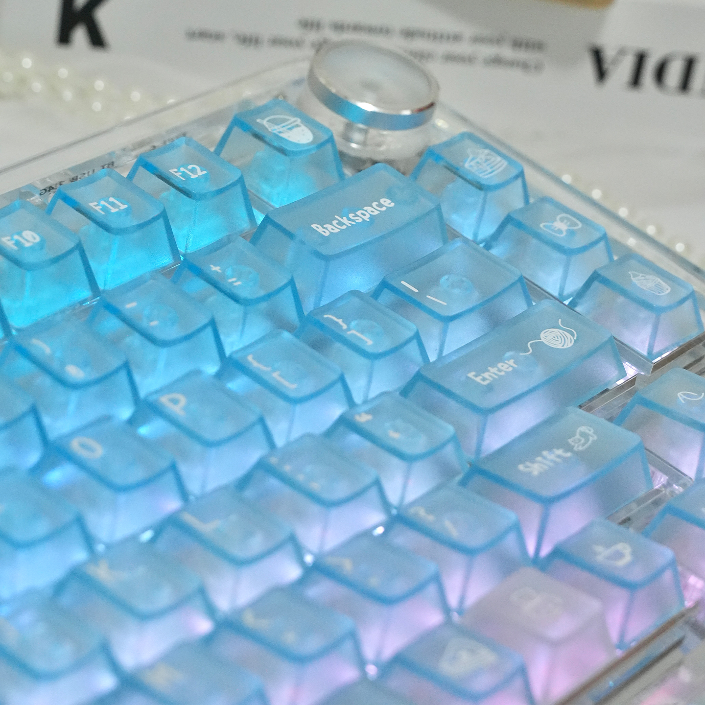 136 keys Gradient Blue Crystal – обзор и цена Pc Gaming Pink
